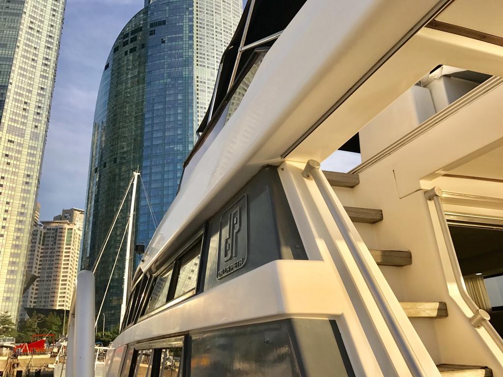 Sea And Yacht Hotel Busan Exterior foto